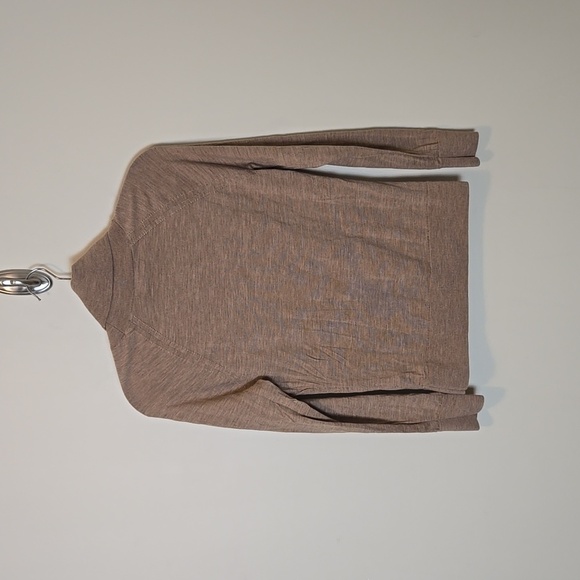 Banana Republic Camel/Tan 100% Merino Wool Turtle Neck Sweater Size Medium - Picture 5 of 10